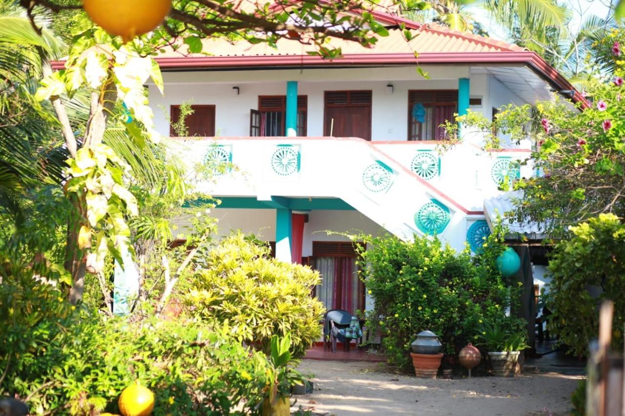 Mallika Guest House Тангалле Екстер'єр фото